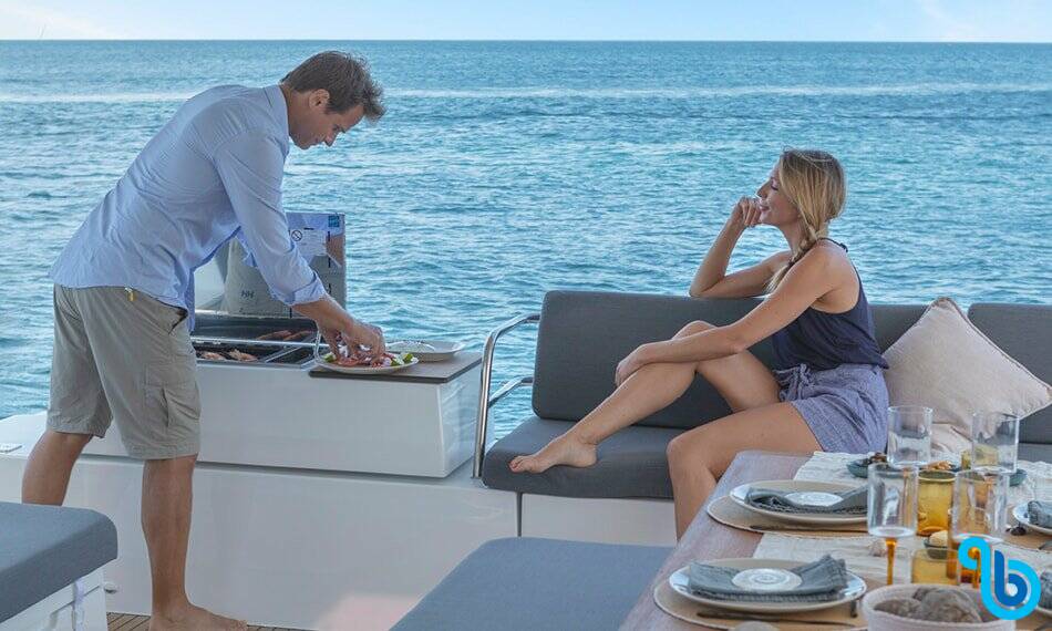 Fountaine Pajot Elba 45, Two Phish