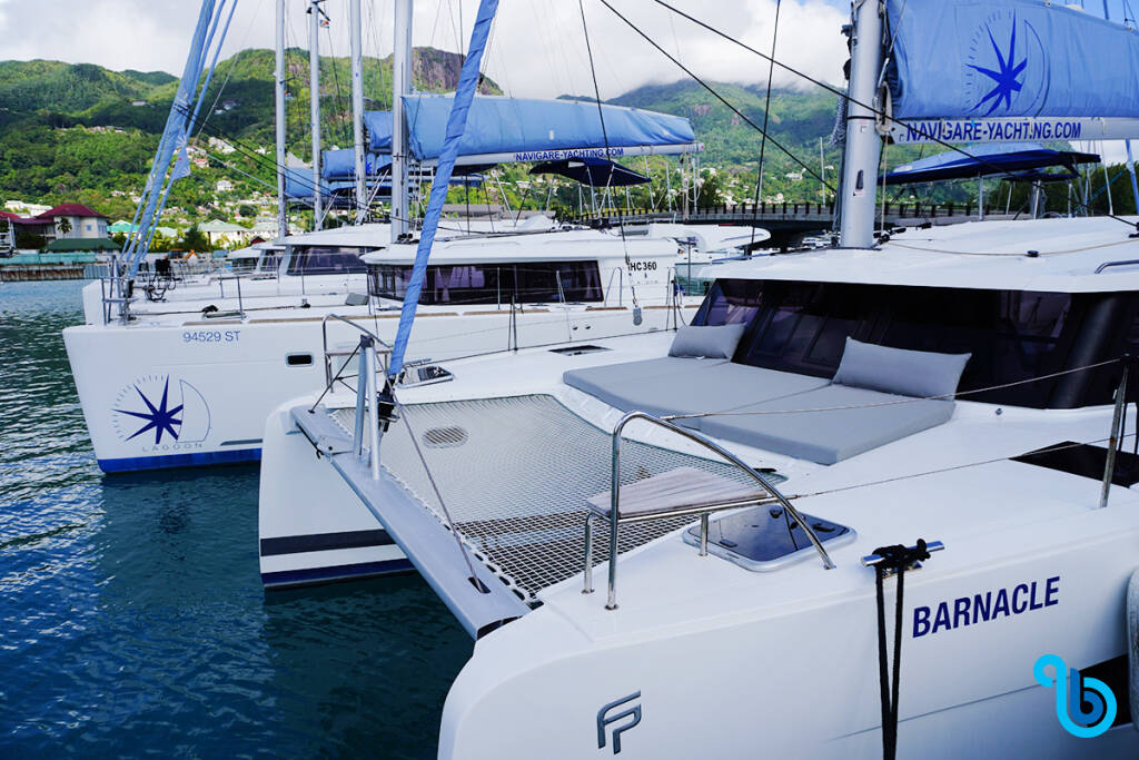 Fountaine Pajot Isla 40, BARNACLE