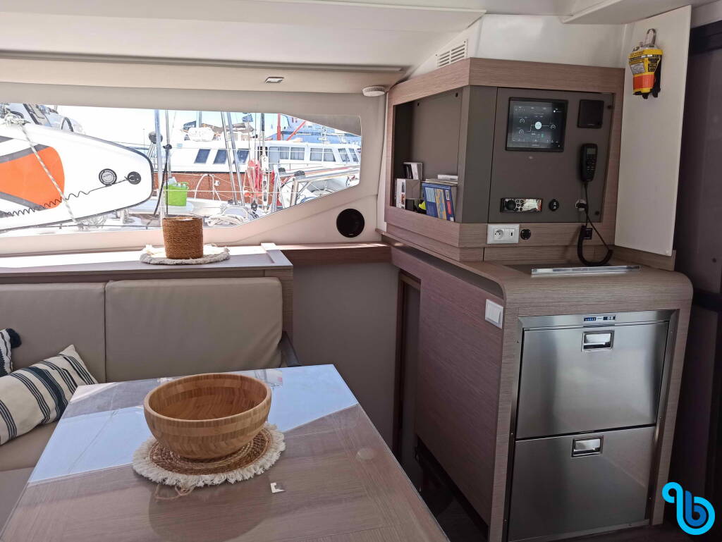 Fountaine Pajot Isla 40, PRESTIGE