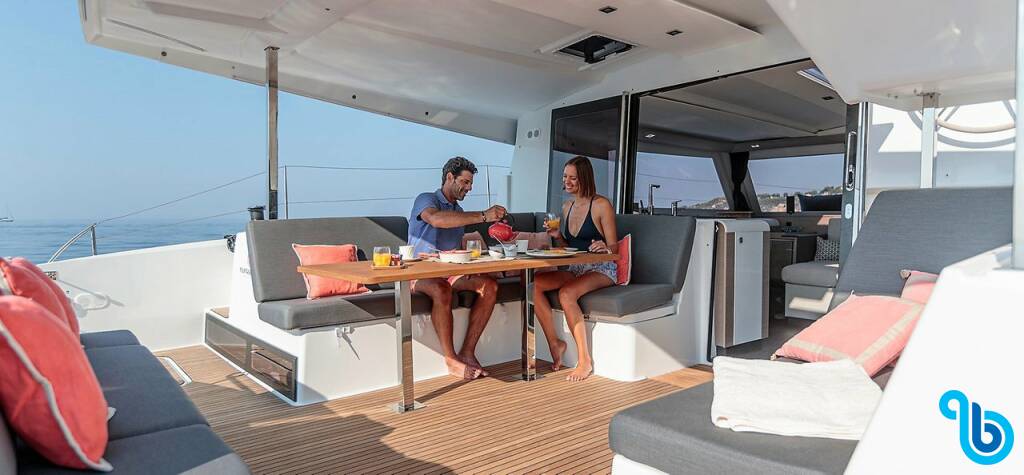 Fountaine Pajot Isla 40, Amiriki