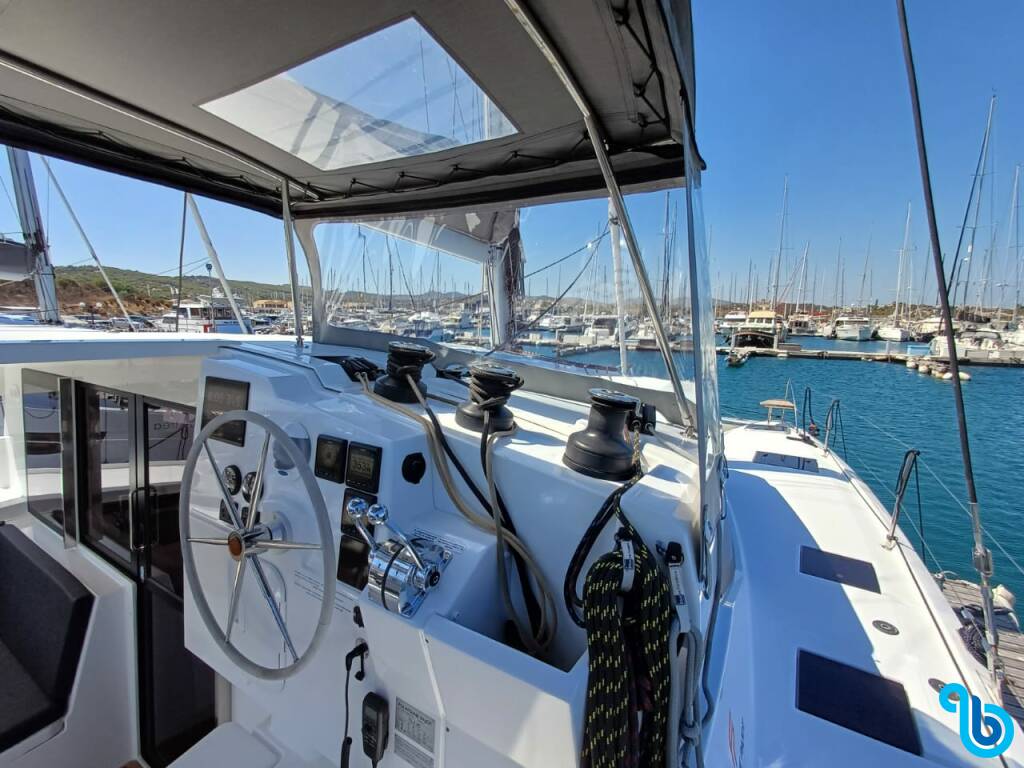 Fountaine Pajot Isla 40, Emirel