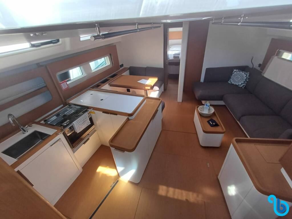 Fountaine Pajot Isla 40, Emirel