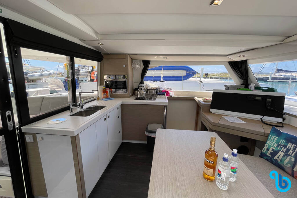 Fountaine Pajot Lucia 40, JAXNJOE COM