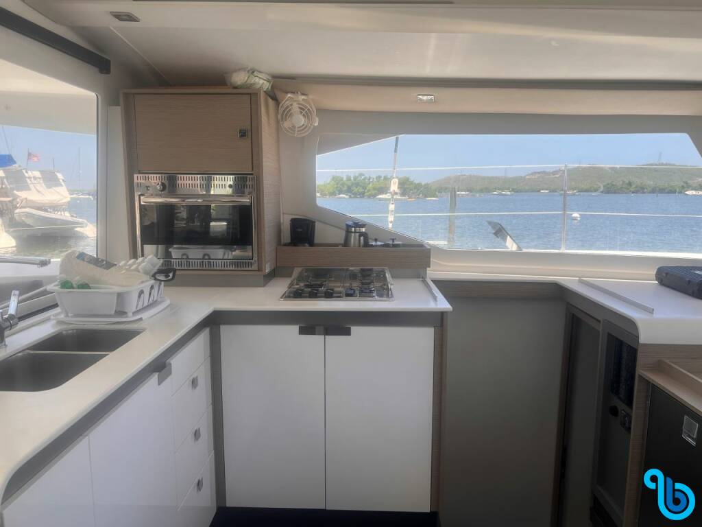 Fountaine Pajot Lucia 40, QUARDA JEEPI