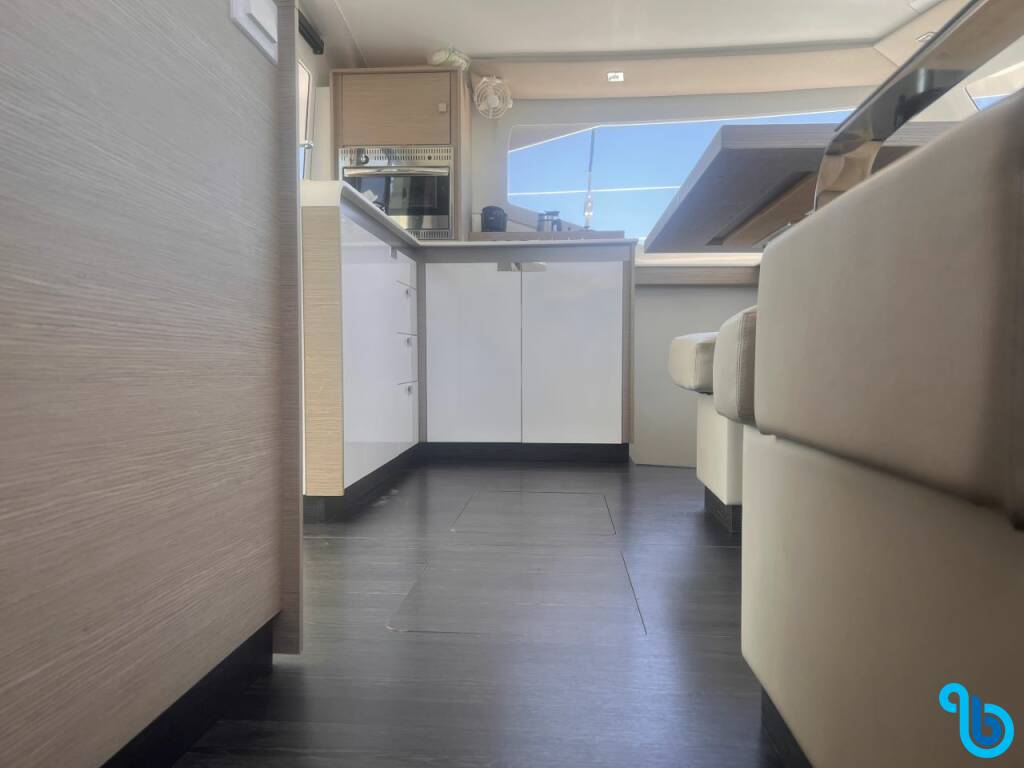 Fountaine Pajot Lucia 40, QUARDA JEEPI