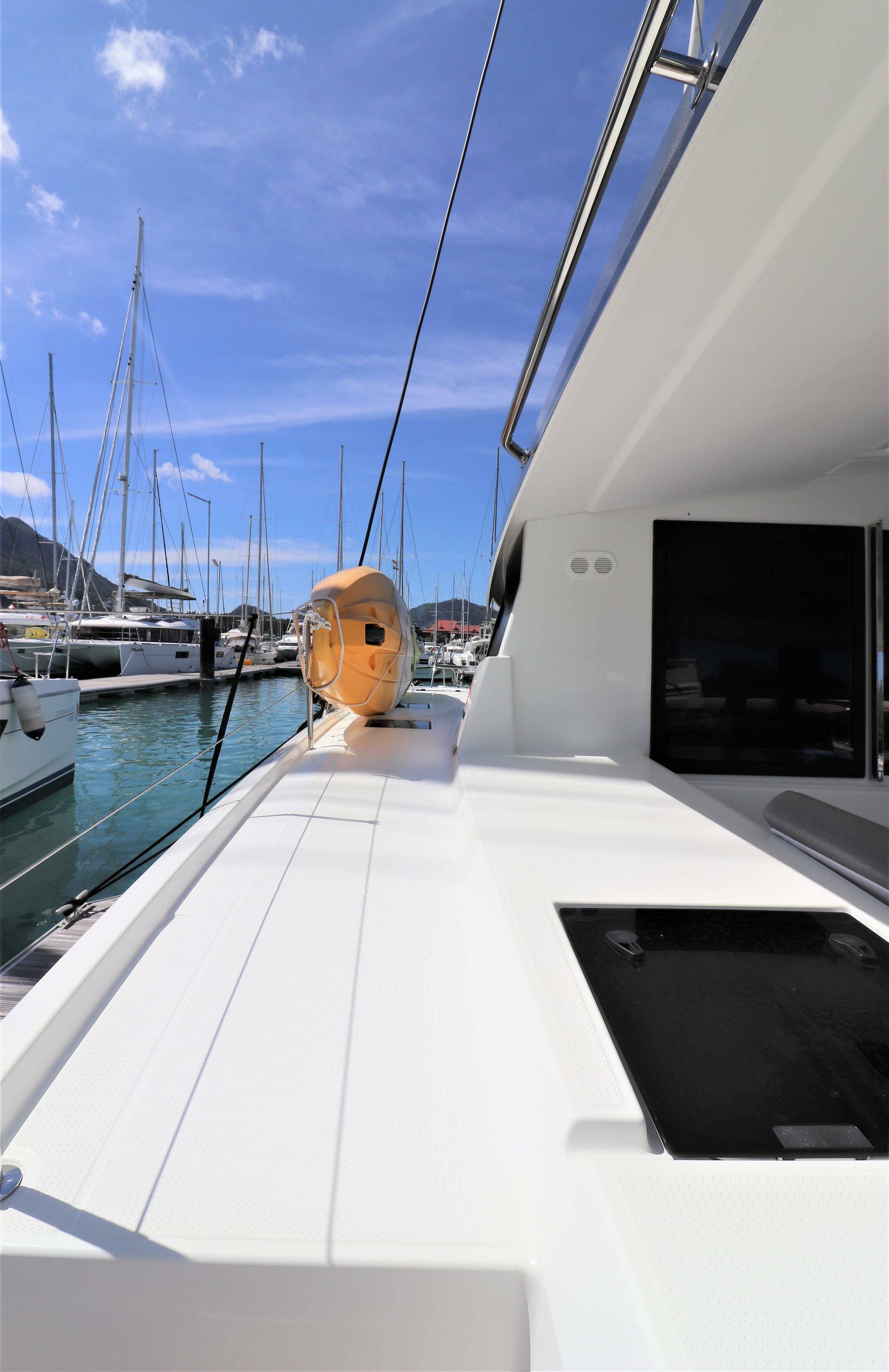 Fountaine Pajot Lucia 40, Lucinda