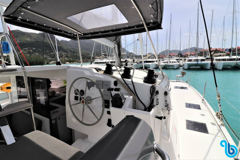 Fountaine Pajot Lucia 40, Lucinda