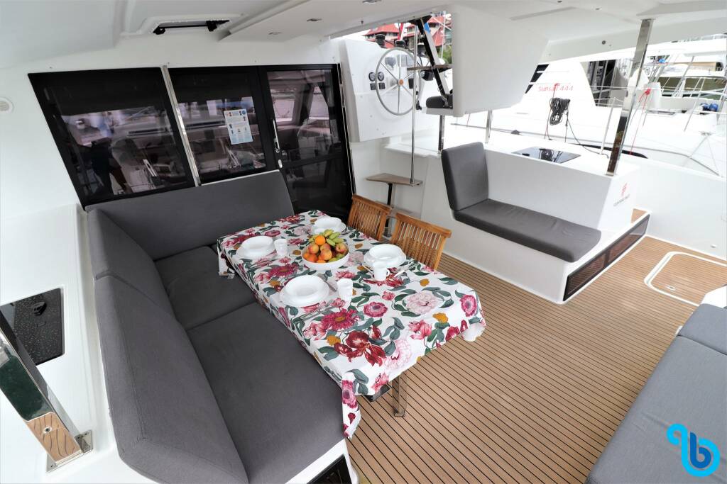 Fountaine Pajot Lucia 40, Lucinda