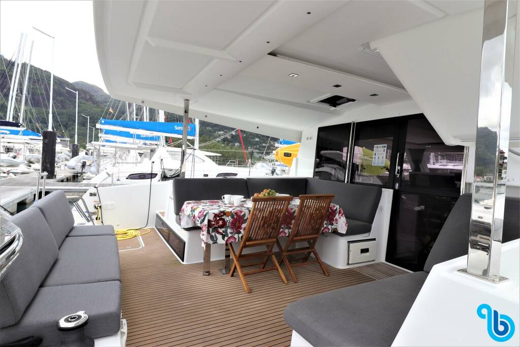 Fountaine Pajot Lucia 40, Lucinda