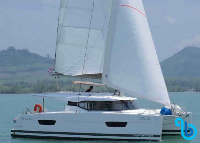 Fountaine Pajot Lucia 40 Kinara