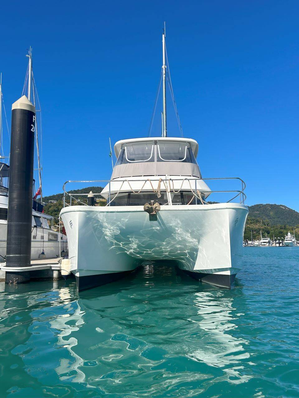 Fountaine Pajot MY 37, PLUTON_DB