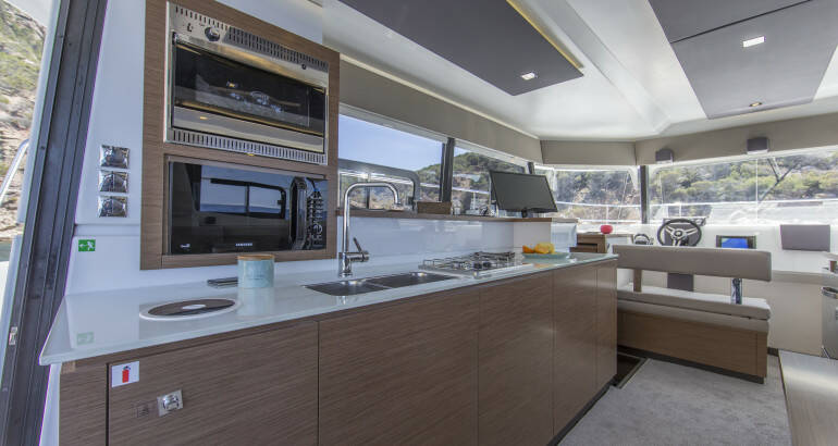 Fountaine Pajot MY 37, Mare Tortuga