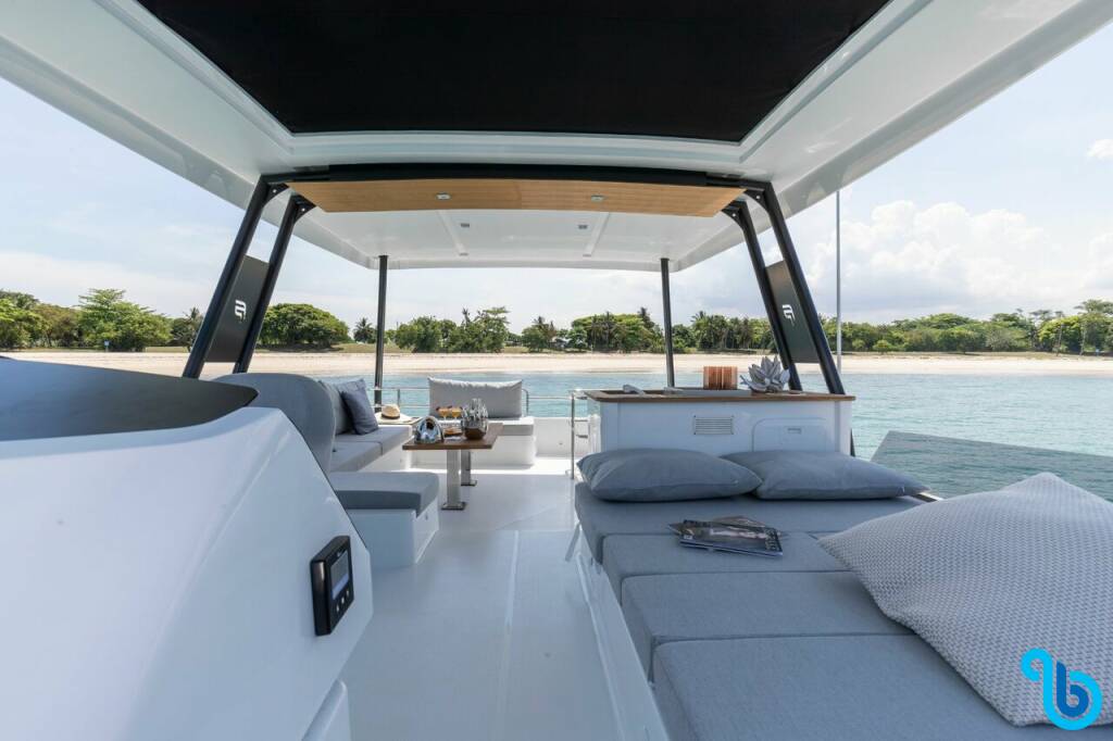 Fountaine Pajot MY5, MALA