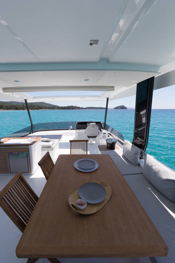 Fountaine Pajot MY6, FAMILY 2.0