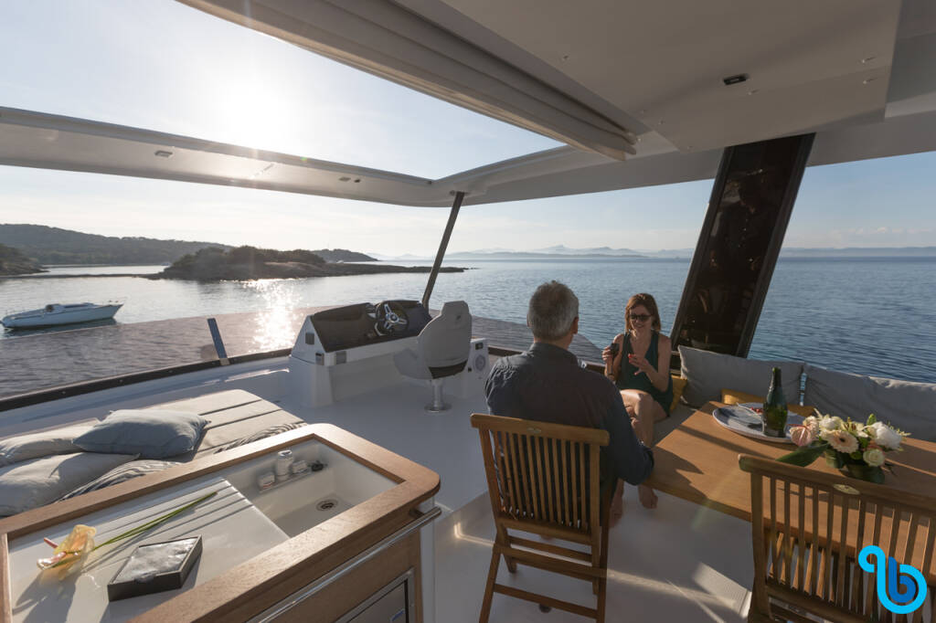 Fountaine Pajot MY6, FAMILY 2.0