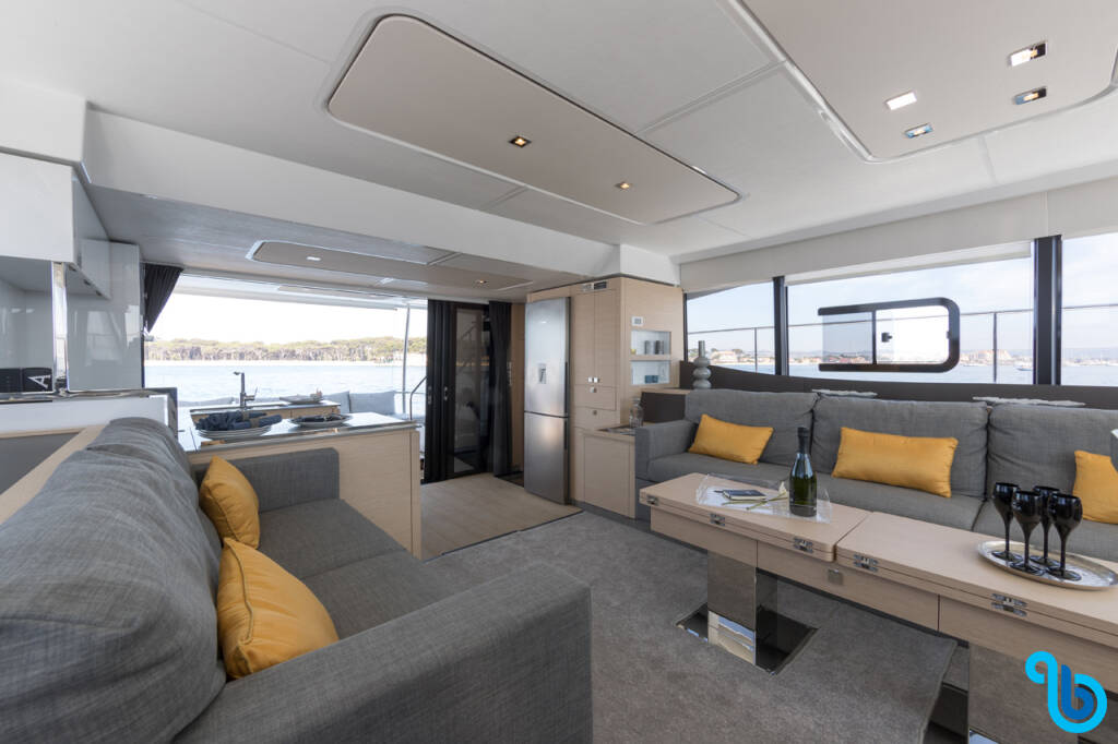 Fountaine Pajot MY6, FAMILY 2.0