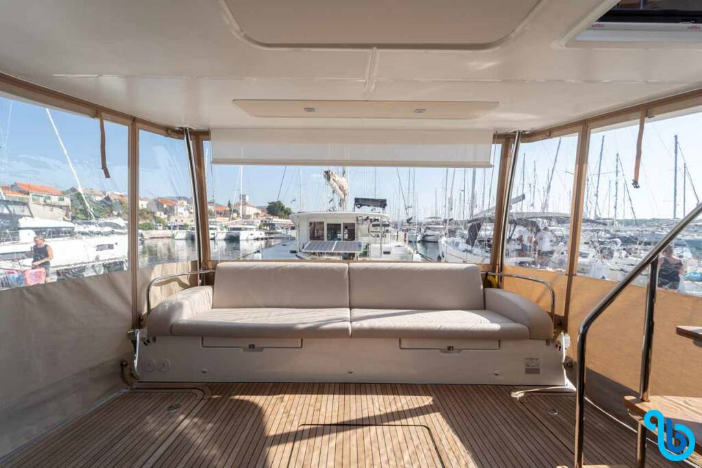 Fountaine Pajot MY6, FAMILY 2.0