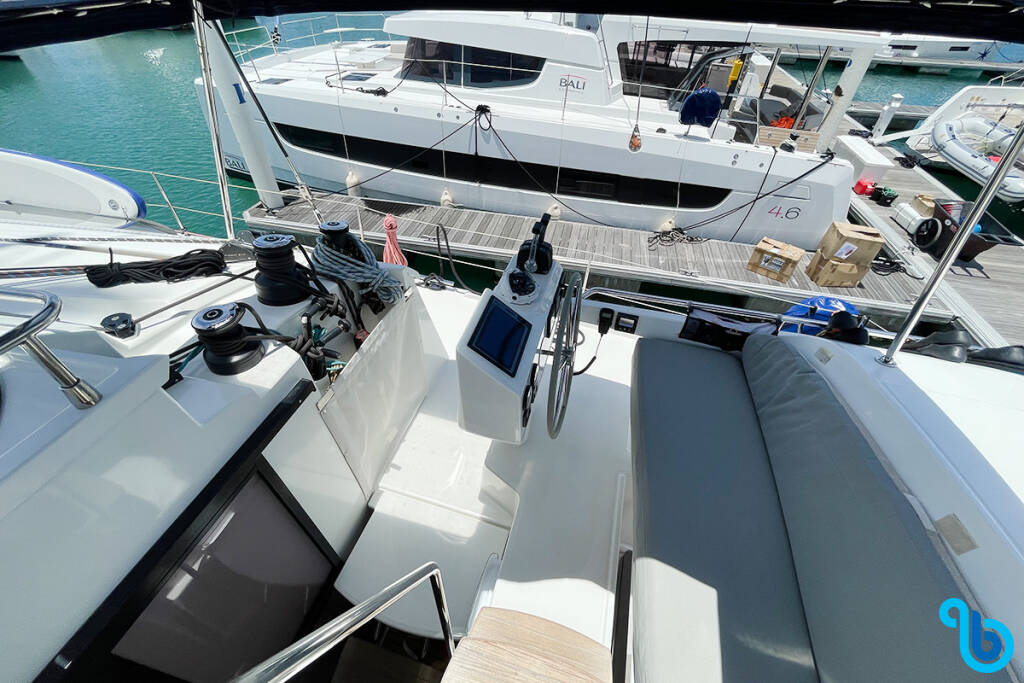 Fountaine Pajot Saba 50, GOOD VIBRATIONS