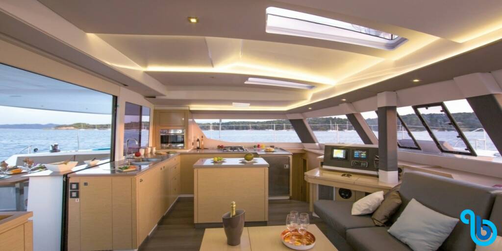 Fountaine Pajot Saba 50, Sunset