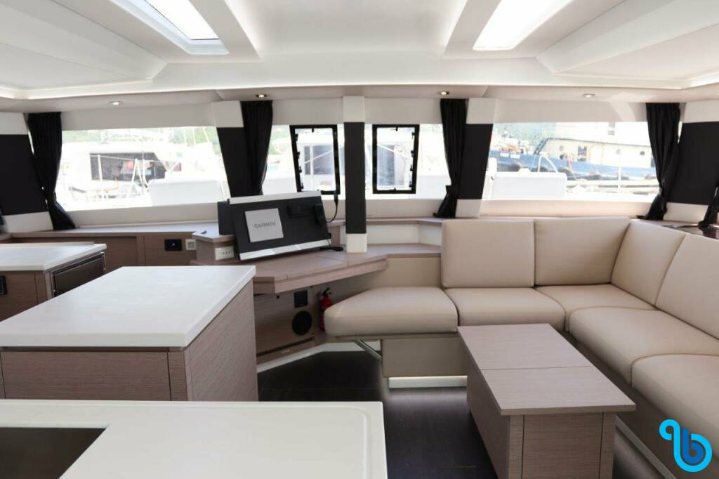 Fountaine Pajot Saba 50, Serenata