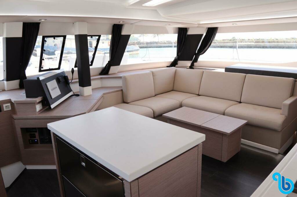 Fountaine Pajot Saba 50, Serenata