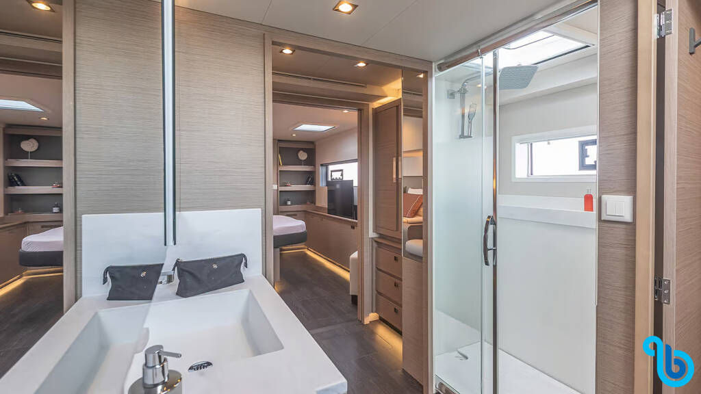 Fountaine Pajot Samana 59, Christos Anesti