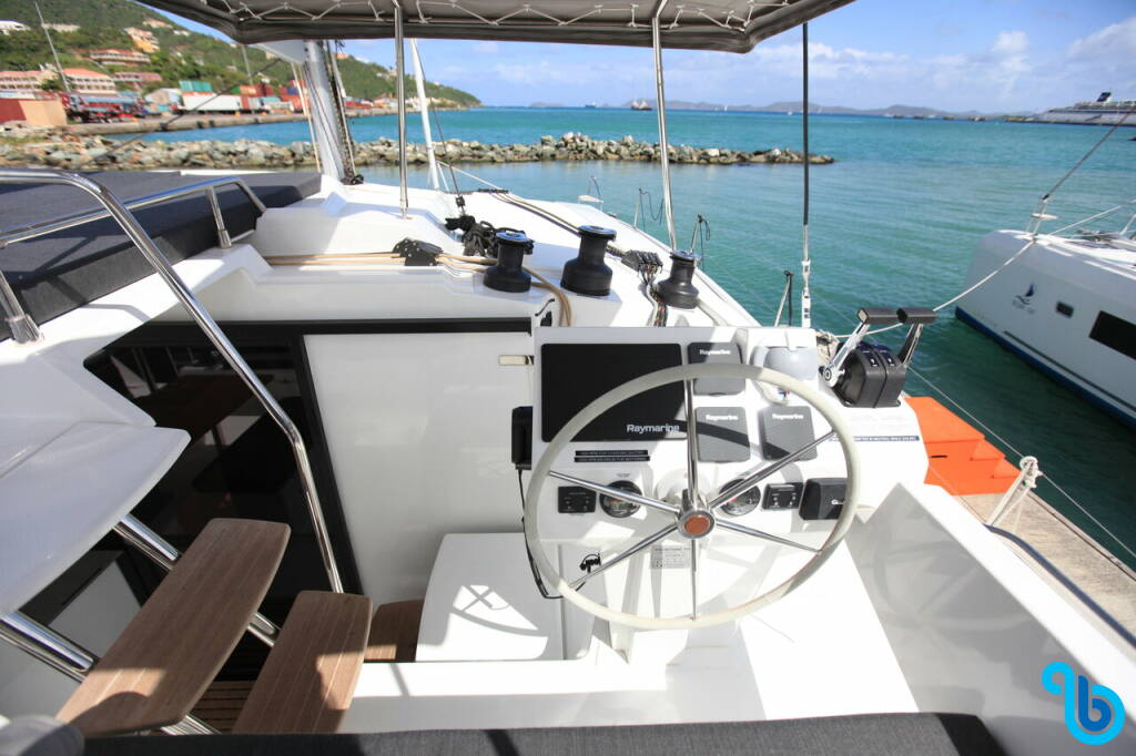 Fountaine Pajot Saona 47 (Quintet), Three Sheets