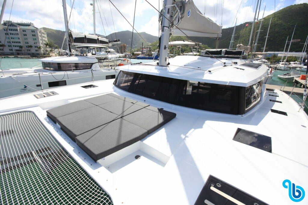 Fountaine Pajot Saona 47 (Quintet), Three Sheets