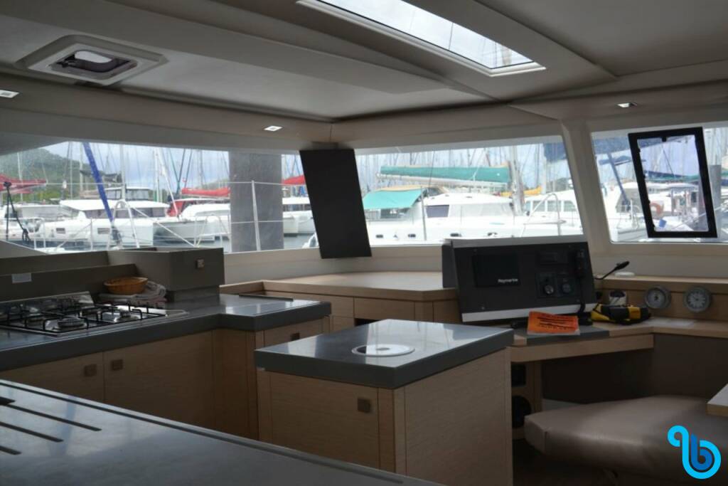 Fountaine Pajot Saona 47 (Quintet), PENFRET **