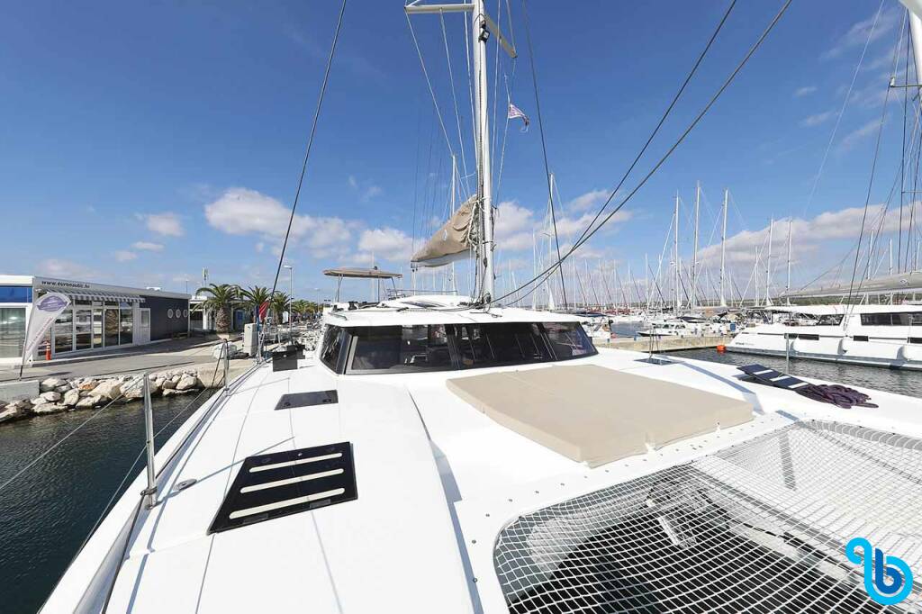 Fountaine Pajot Saona 47 (Quintet), FEE