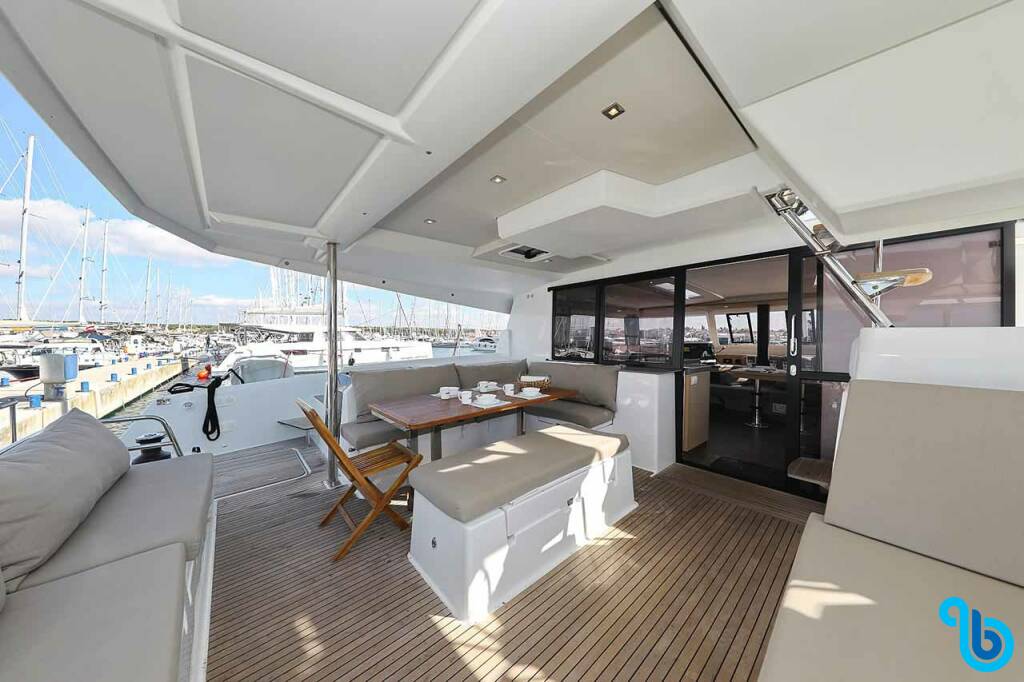 Fountaine Pajot Saona 47 (Quintet), FEE