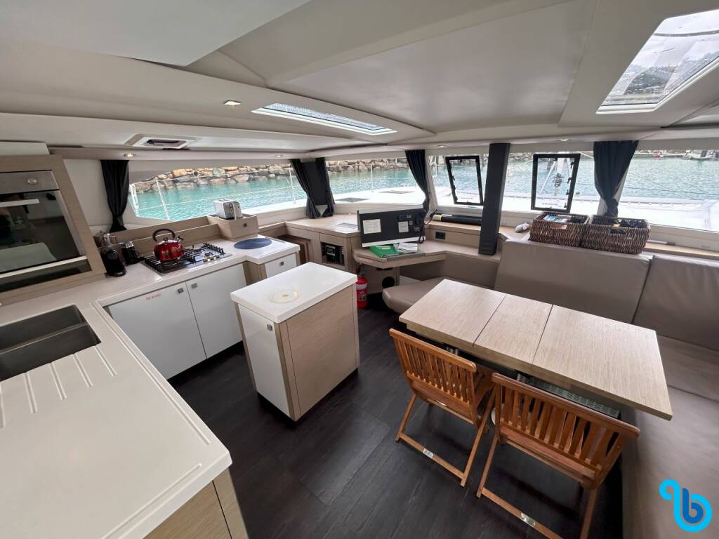 Fountaine Pajot Saona 47, PURRFECT_DB