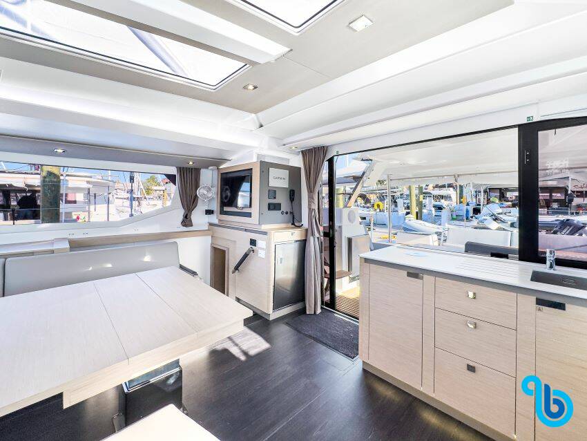 Fountaine Pajot Saona 47, La Bella Vita