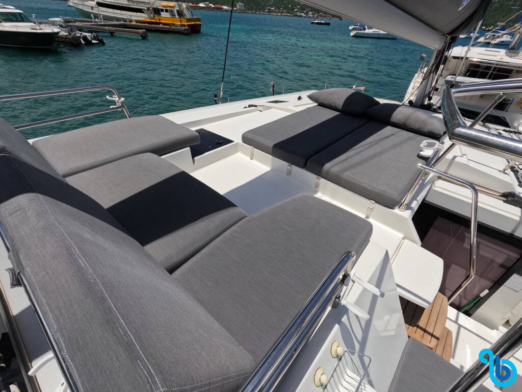 Fountaine Pajot Saona 47, Champs-Elysees