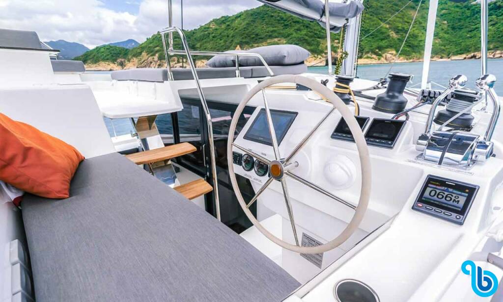 Fountaine Pajot Tanna 47, Sam