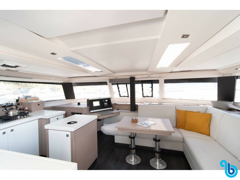 Fountaine Pajot , Alegria