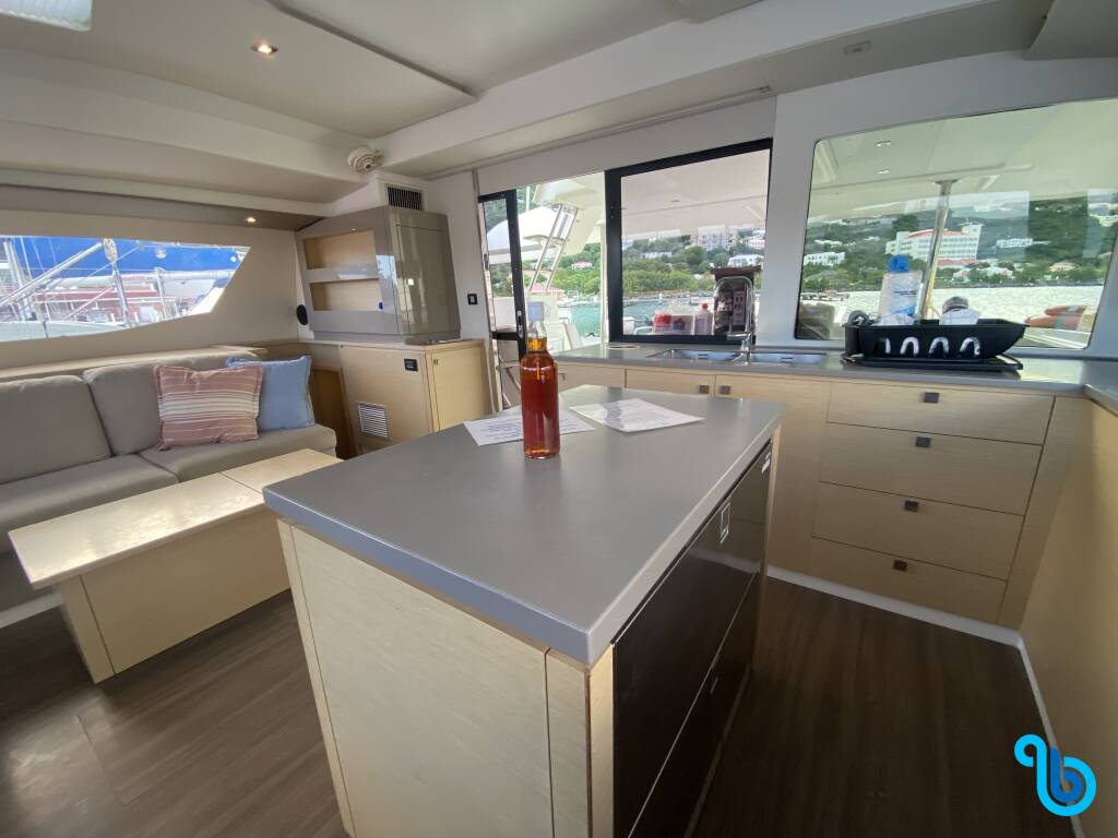 Fountaine Pajot Saba 50, Canis Majoris