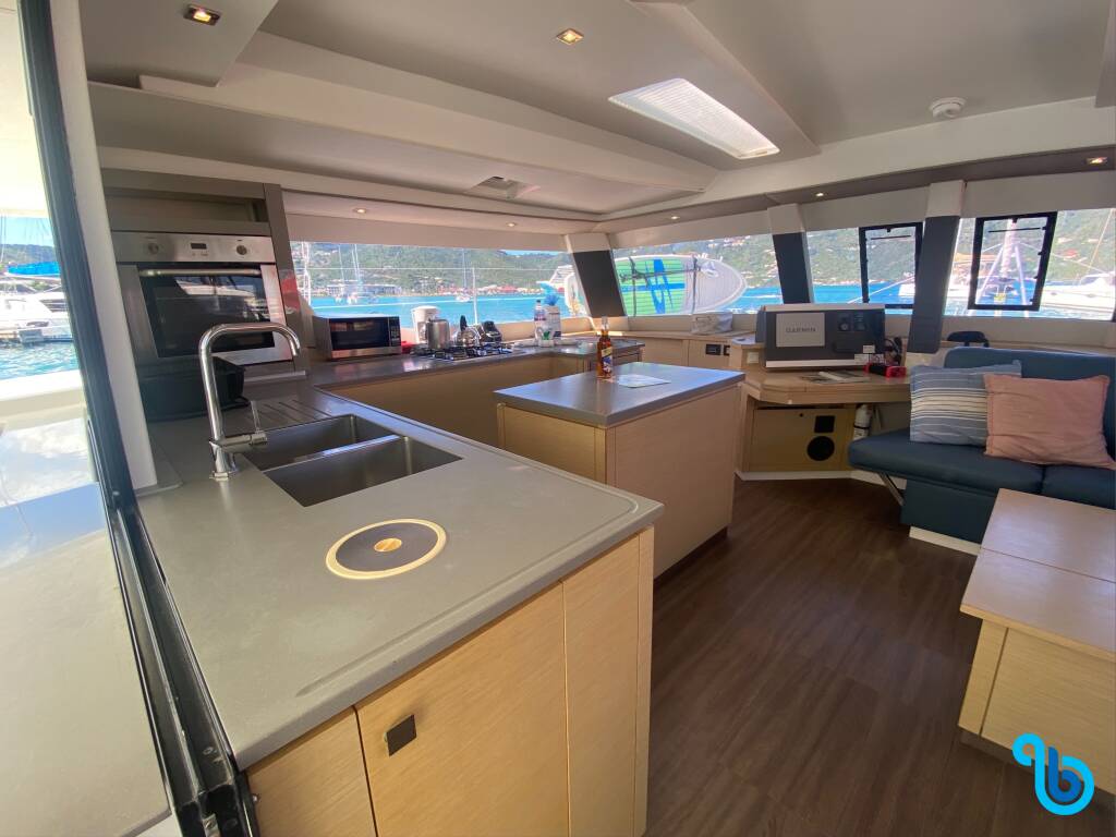 Fountaine Pajot Saba 50, Canis Majoris