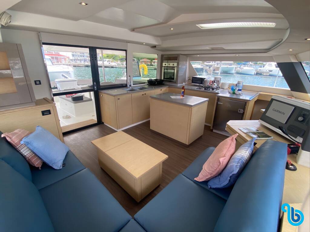 Fountaine Pajot Saba 50, Canis Majoris