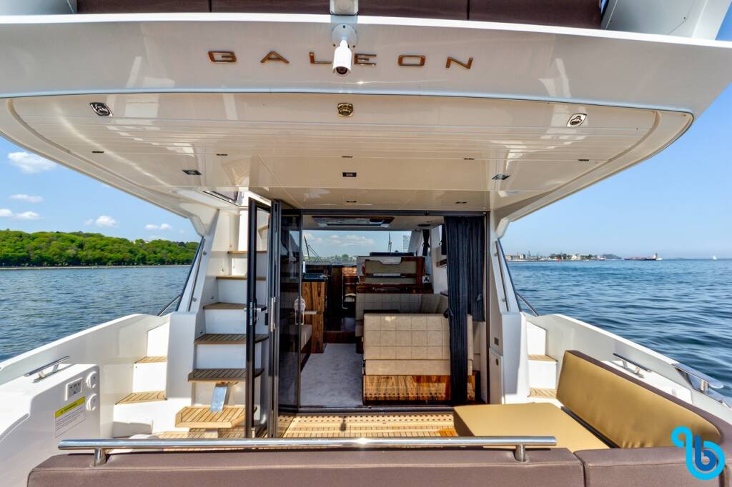 Galeon 420, Amber Blue