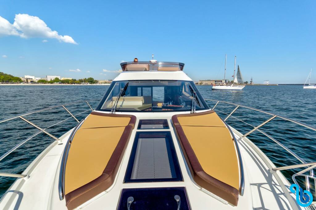 Galeon 420, Amber Blue