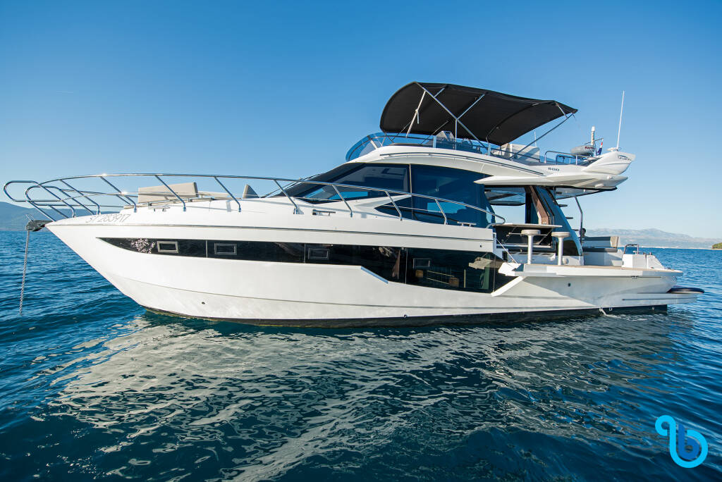 Galeon 500 Fly, 