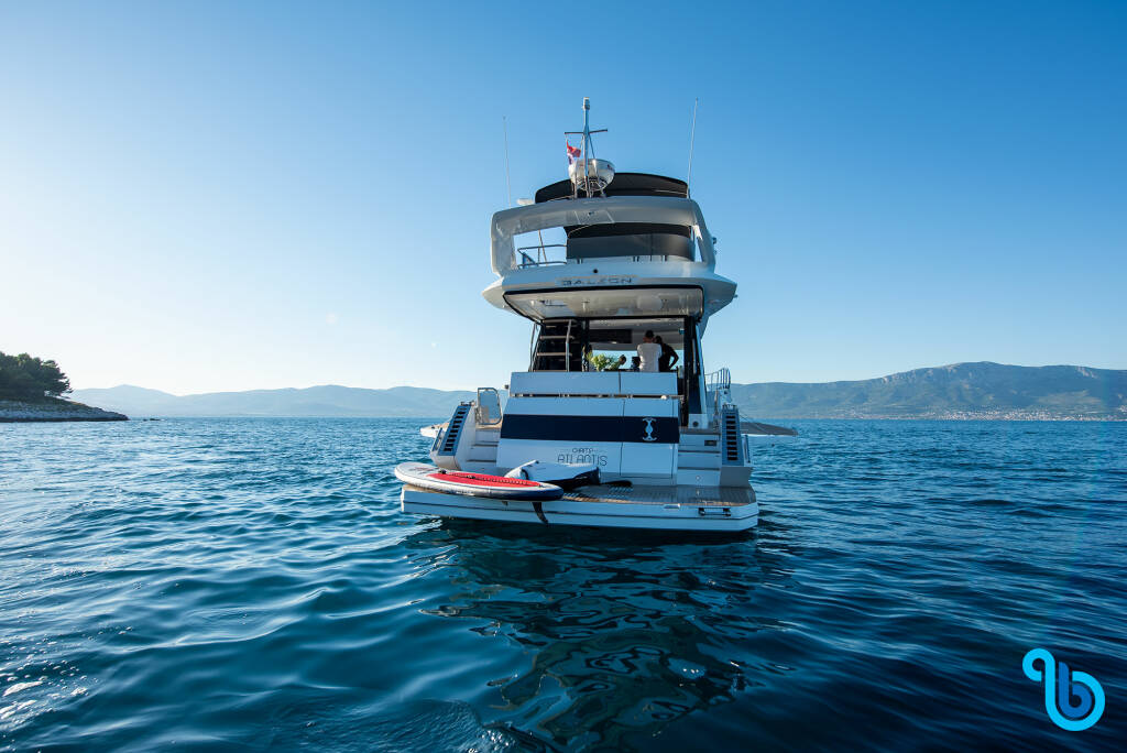 Galeon 500 Fly, 