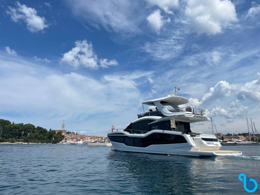 Galeon 560, Emotion