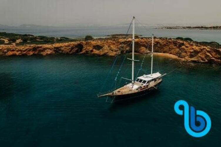 Anemos & Almyra Caicco