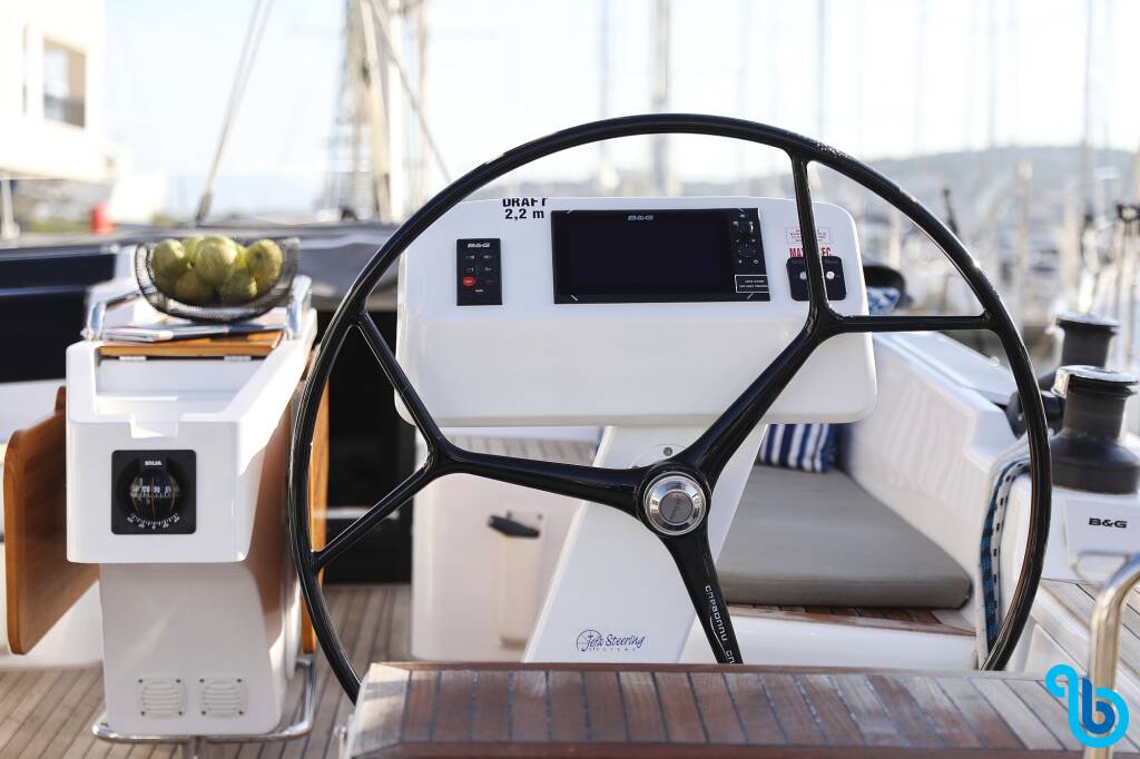 Hanse 458, 