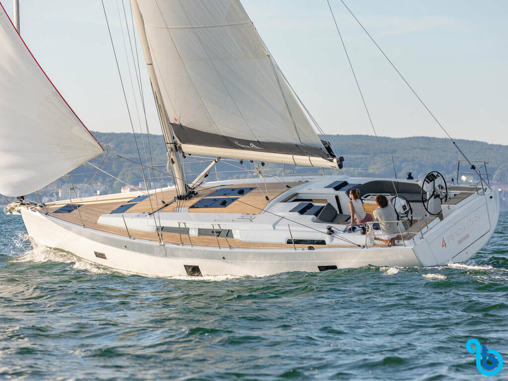 Hanse 458, Avra