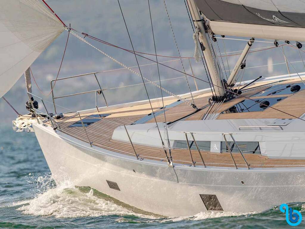 Hanse 458, Apple