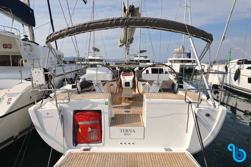 Hanse 458, Terna