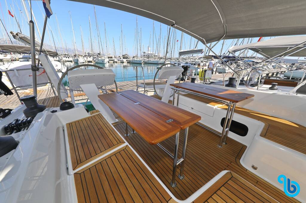 Hanse 508, 